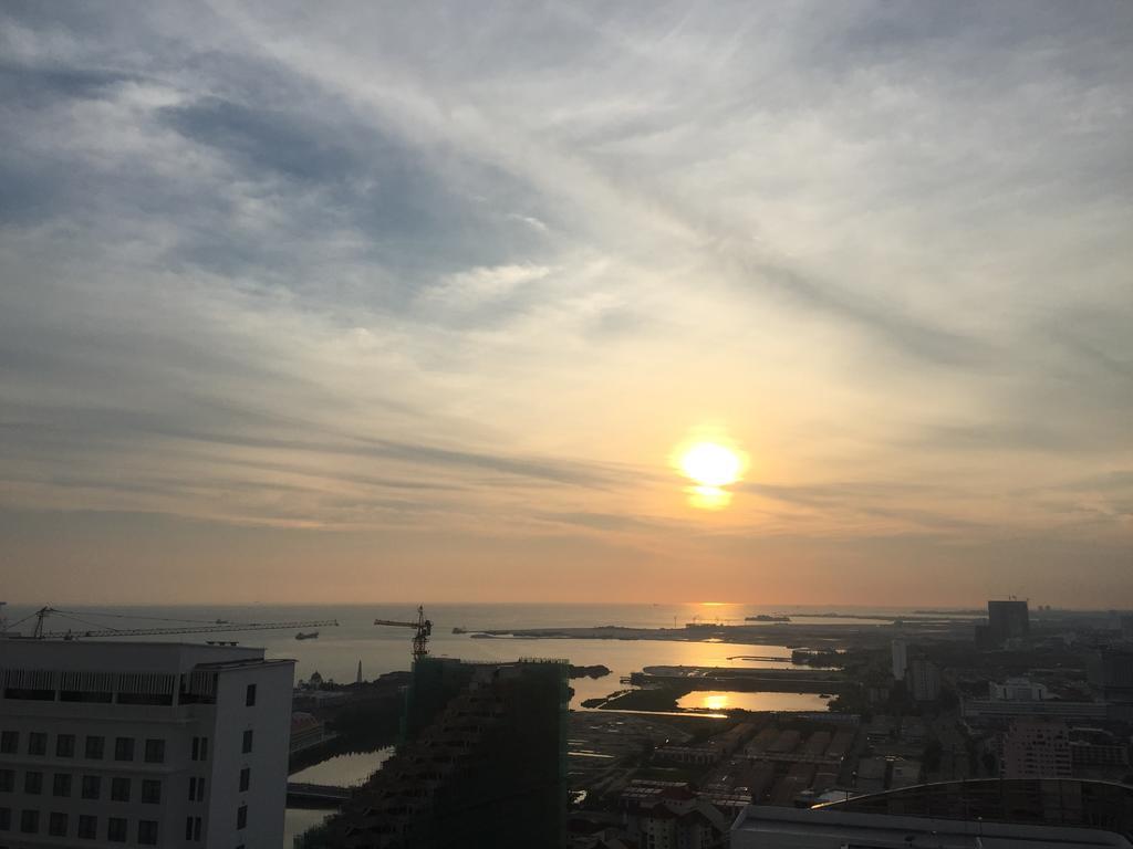 Sea & City View@Silverscape Malacca Extérieur photo